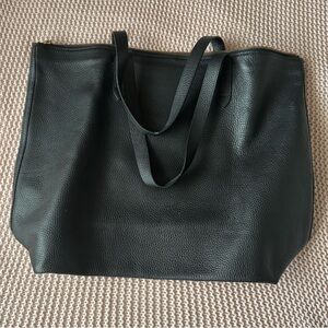 Cuyana Large Zipper Tote